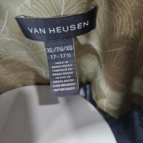 Van Heusen men's button-down longsleeve XL - Picture 6 of 6